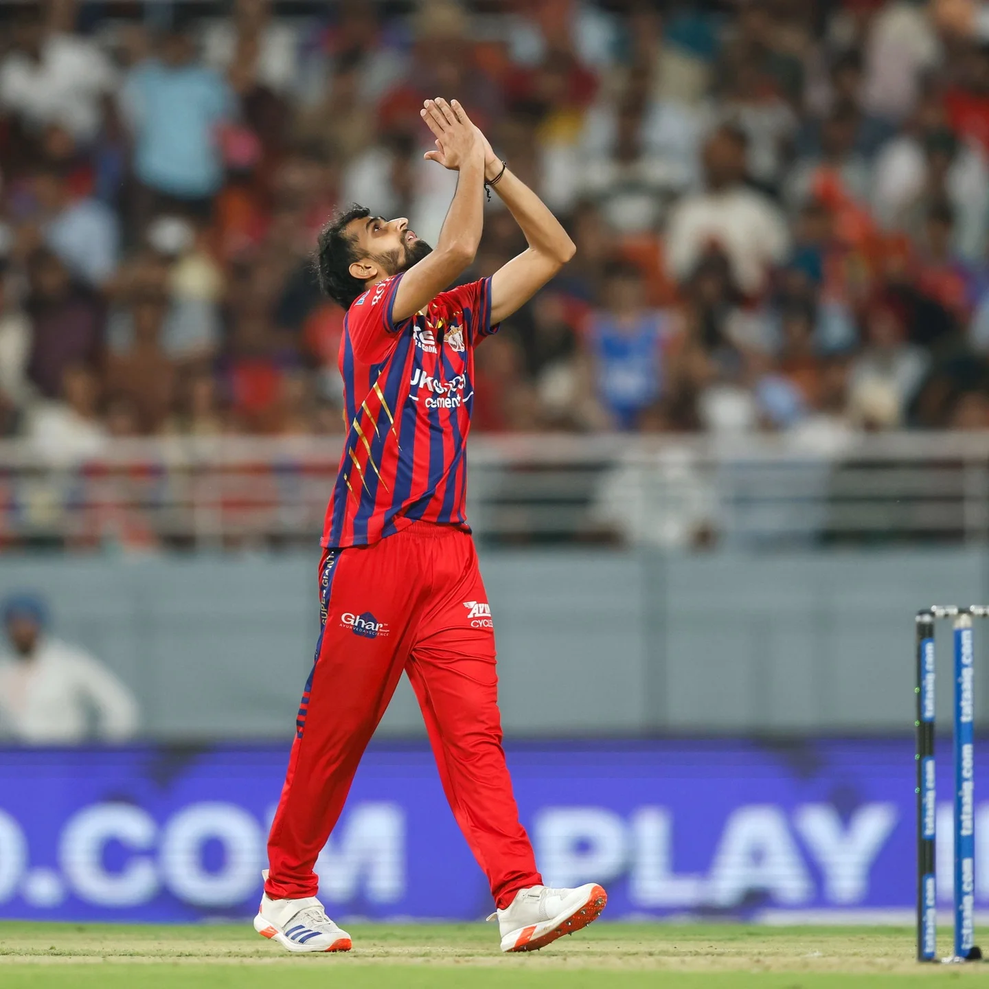 PBKS 254 రన్స్ సునామీ.. LSG కుప్పకూలింది! - Photo 6